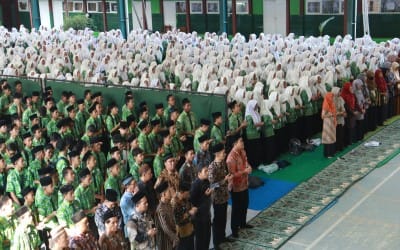 Ambil Pelajaran dari Sejarah Hidup Rasulullah, MAN 1 Tegal Gelar Peringatan Maulid Nabi Muhammad SAW 1445 H